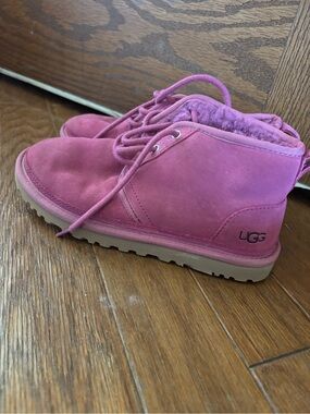 UGG Pink Suede Shearling-Lined Lace-Up Ankle Shoes